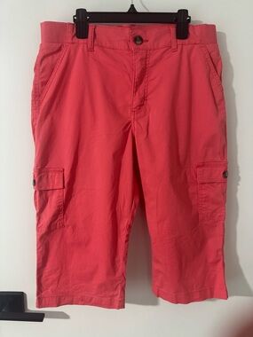 Women’s Lee Flex-To-Go Capri Pants Size 10M—coral Color Great Condition!